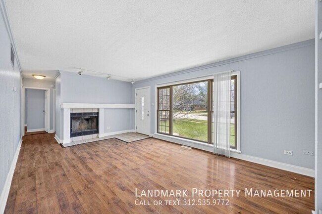 Building Photo - 336 Waldman Drive-