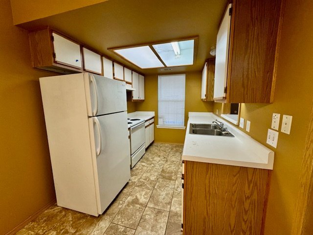 Foto del edificio - 417 N Pleasant St