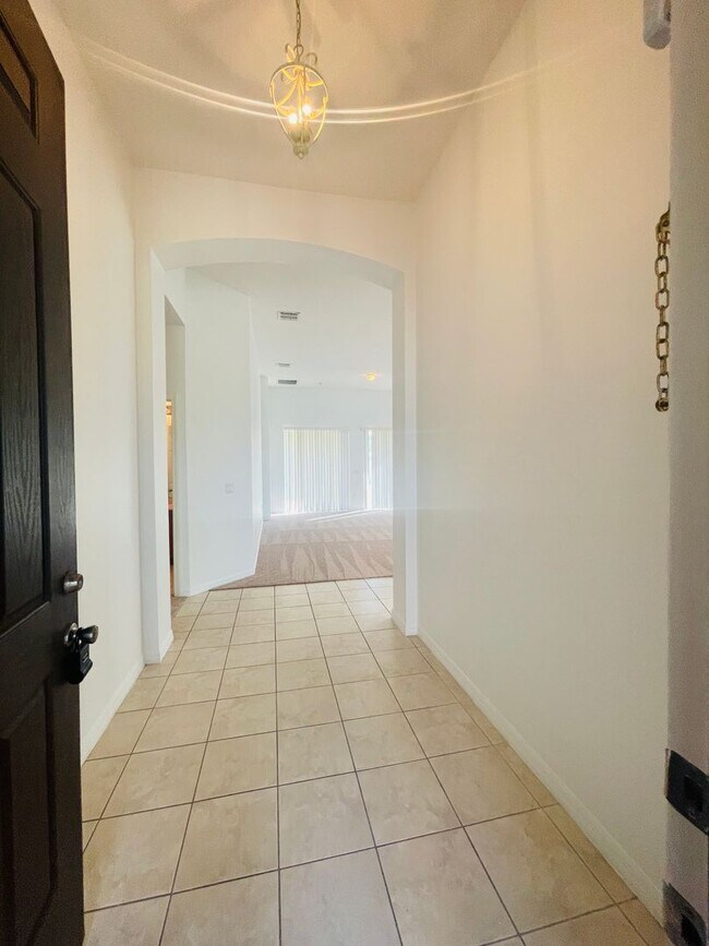 Building Photo - Bella Lago-3847 Golden Knot Drive Kissimmee 34746