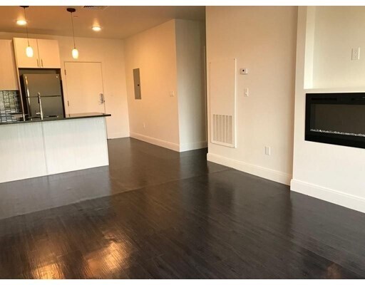 Foto del edificio - 31 S Main St