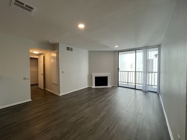 Foto del interior - 5235 Kester Ave