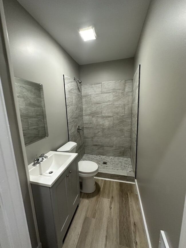 Photo - 2212 Midland Ave House