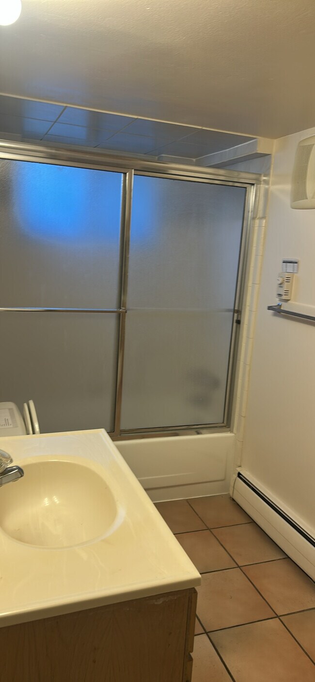 Building Photo - 331 S 1100 E