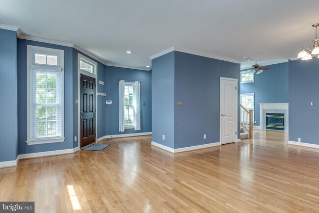 Building Photo - 12806 Dogwood Hills Ln