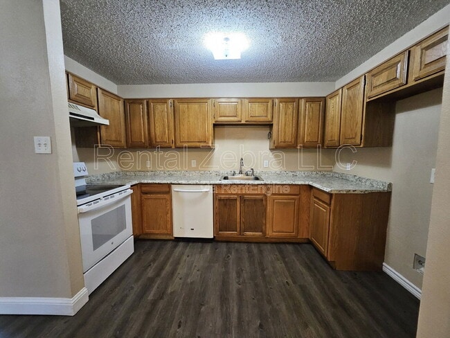 Foto del edificio - 1405 Paintbrush St