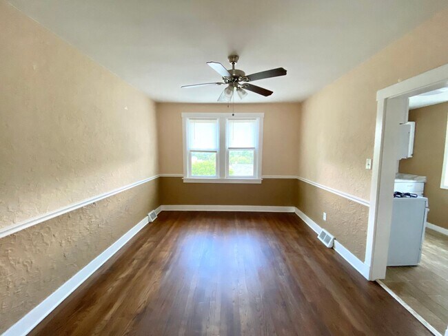 Foto del edificio - 2929-2931-2931 Clermont Ave