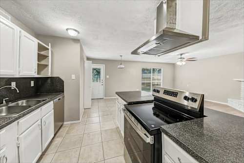 Building Photo - 4342 Kevinkay Dr
