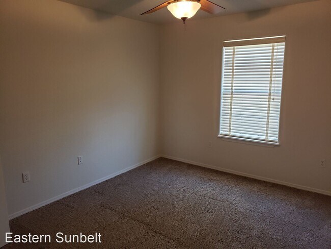 Building Photo - 3 br, 2 bath House - 2108 East hayes Street