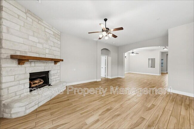 Building Photo - 4320 Waterstone Rd