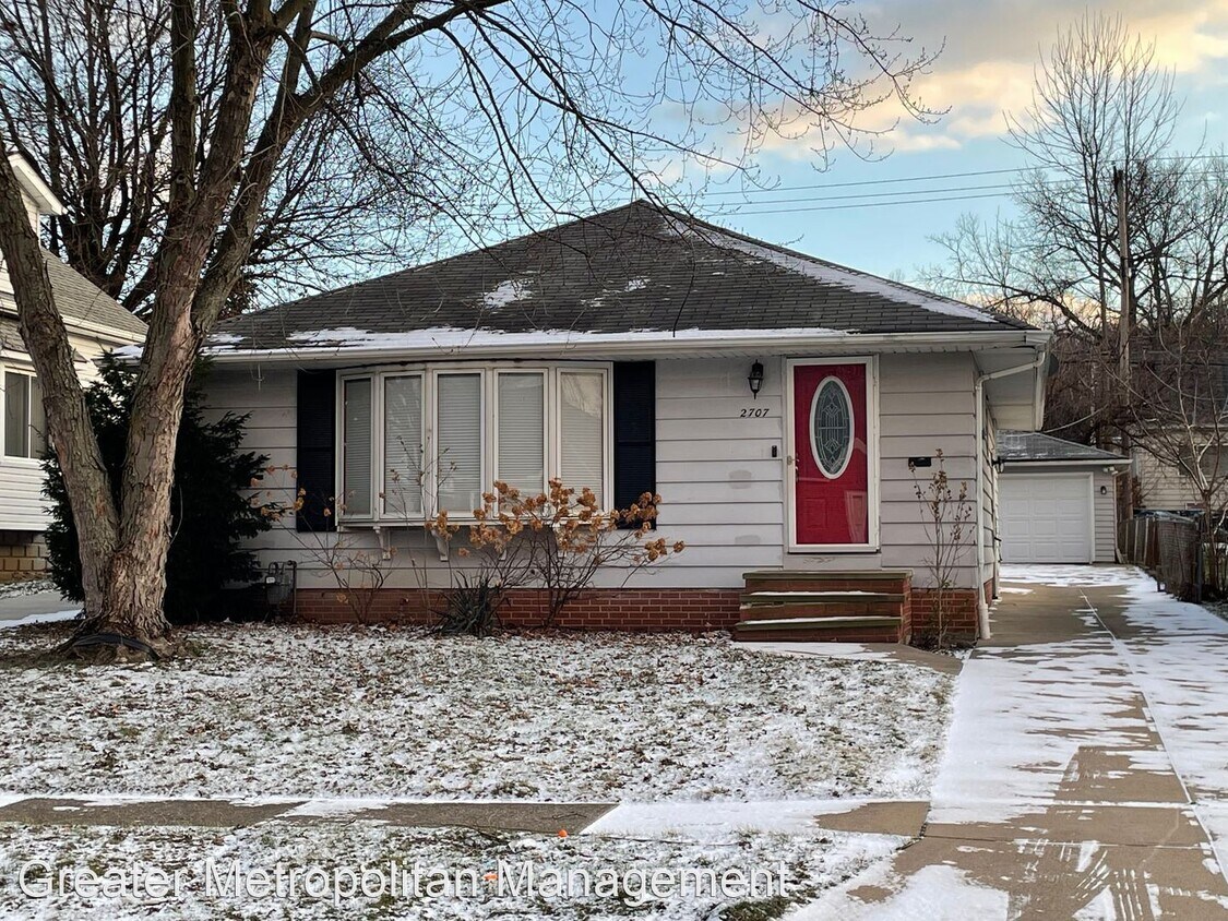 Foto principal - 3 br, 2 bath House - 2707 Brookdale Ave.