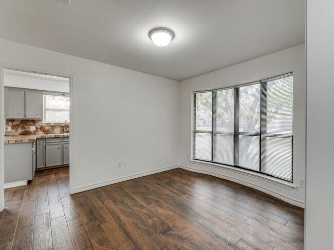 Foto del edificio - 6900 Wicks Trail