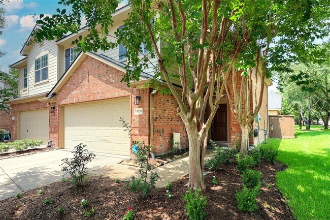 Foto del edificio - 5339 Canyon Hollow Dr