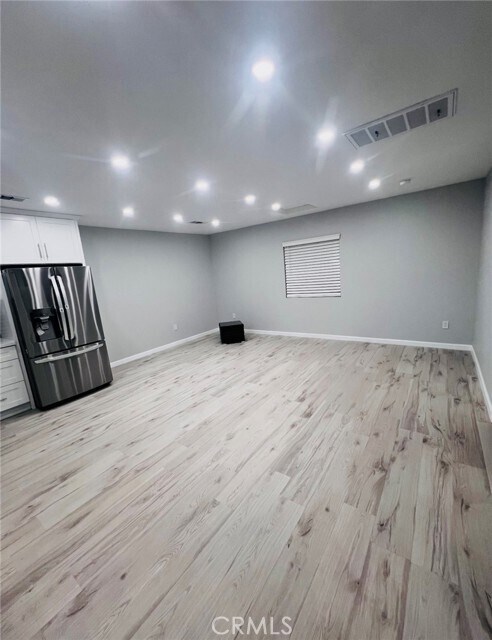 Building Photo - 12749 Kittridge St