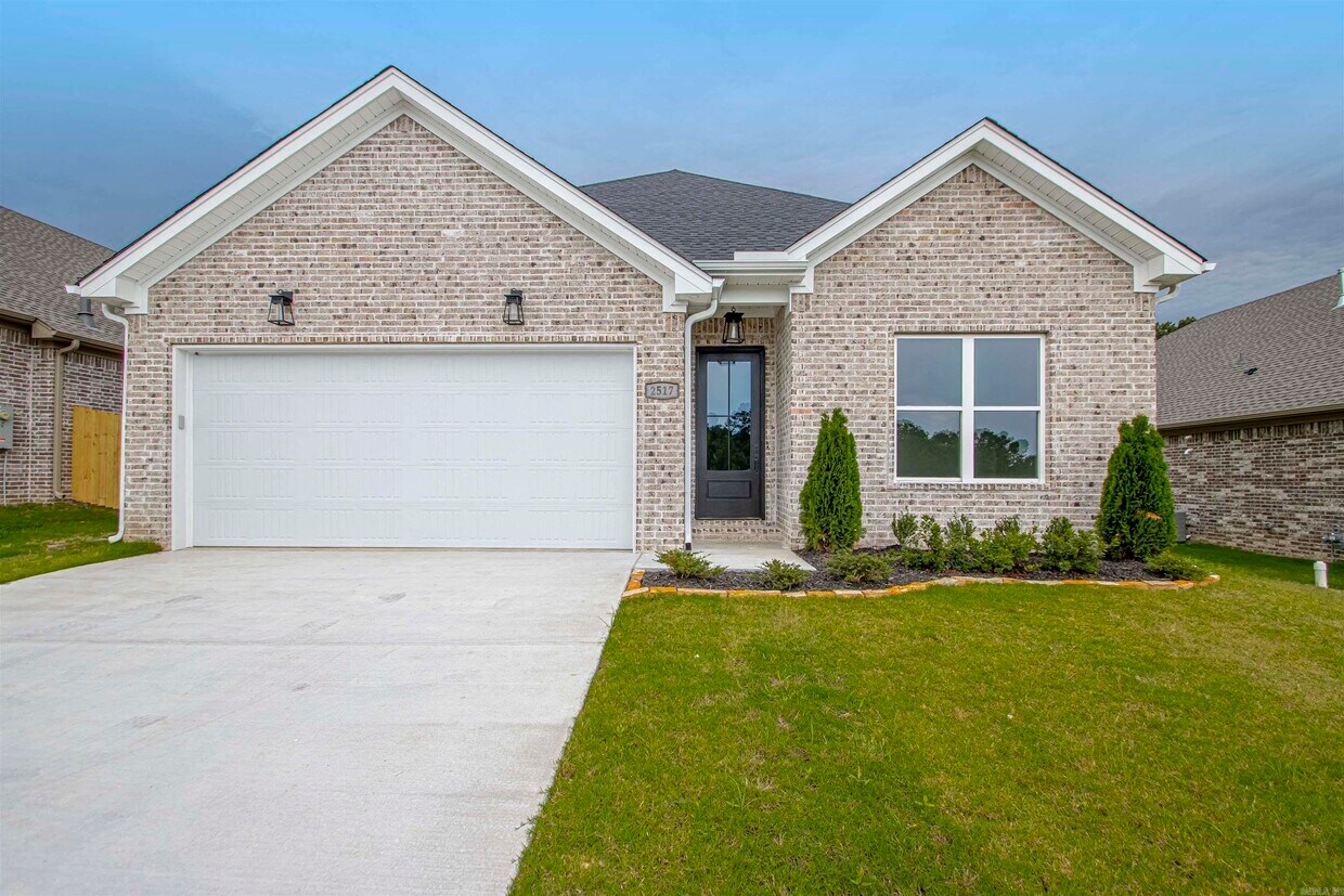 Primary Photo - 2517 Kara Ln