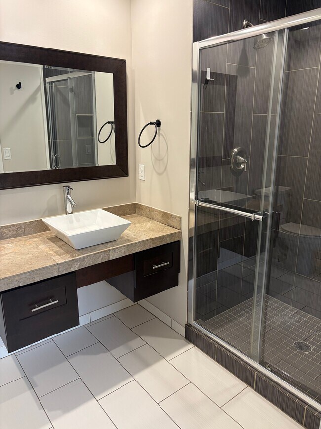 Building Photo - 132 WA-153