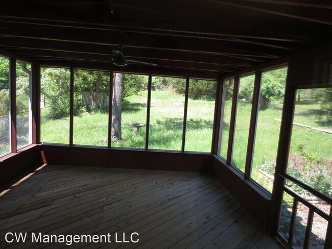 Building Photo - 10710 St Catherines Ln