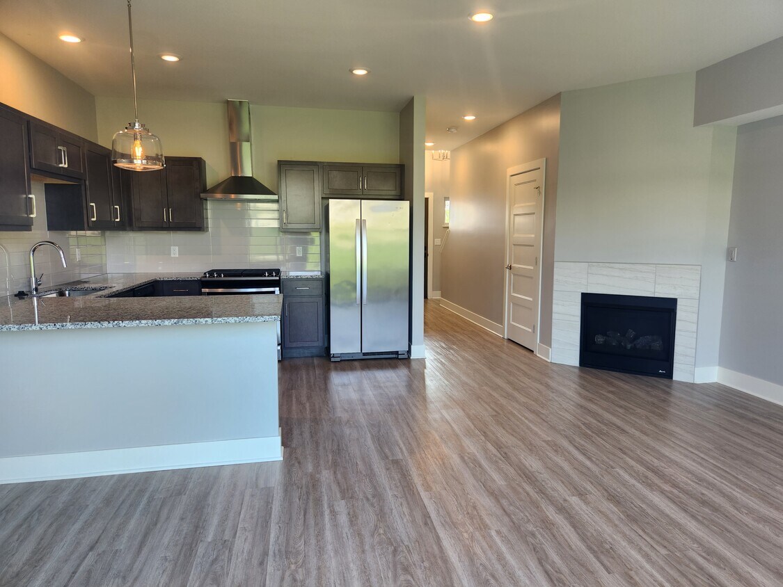 Hanover Townhomes of Caledonia Townhomes for Rent Caledonia, MI