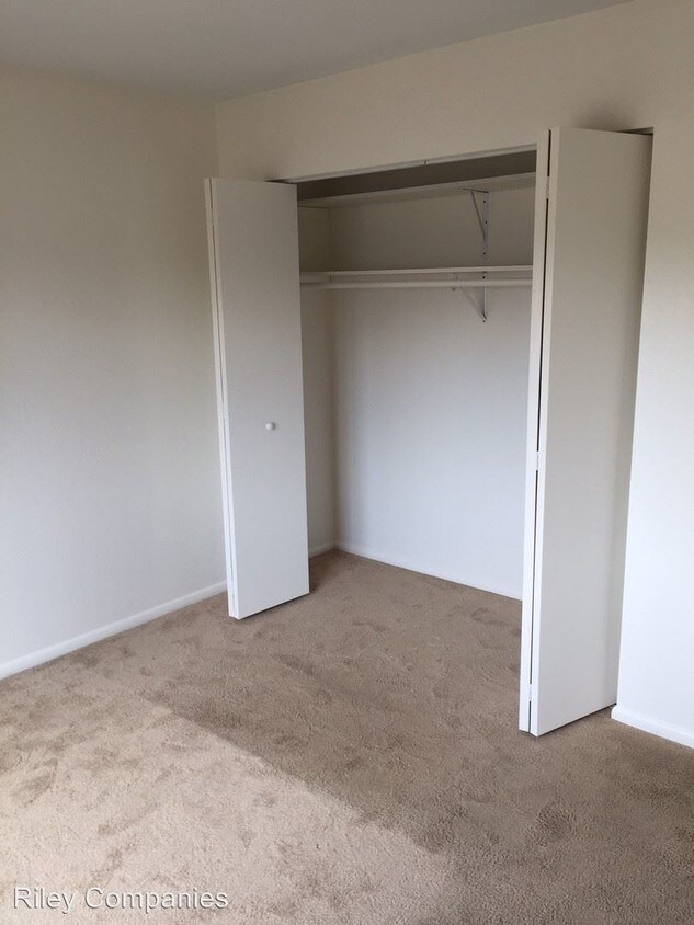 6101 Beard Ave, Brooklyn Center, MN 55429 Condo for Rent in Brooklyn