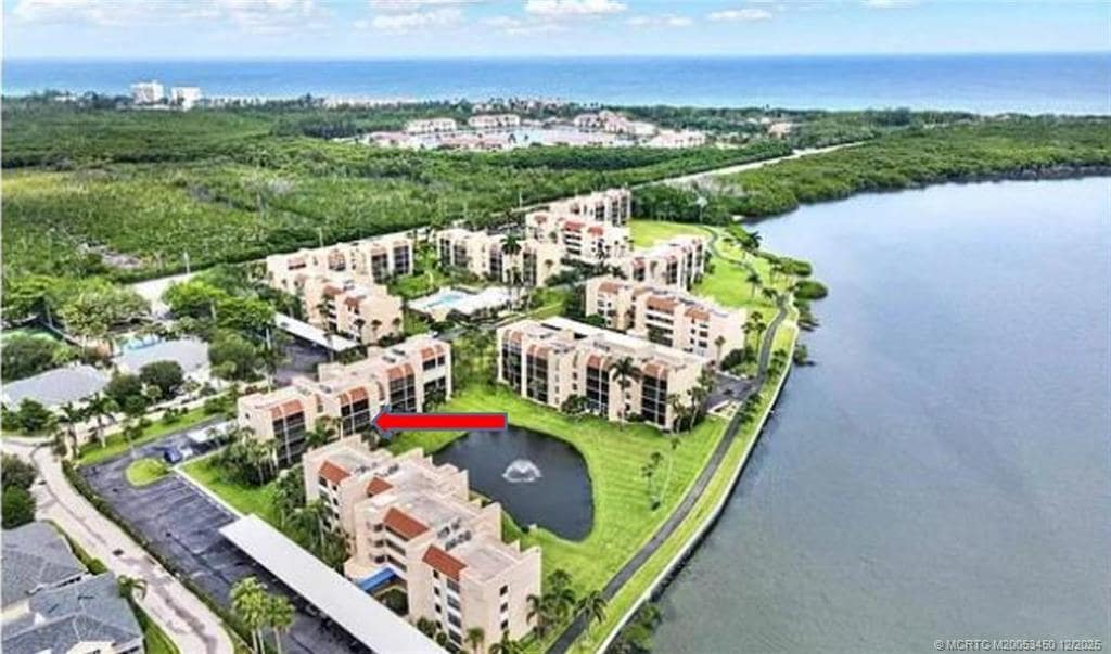 Foto principal - 3392 NE Causeway Blvd