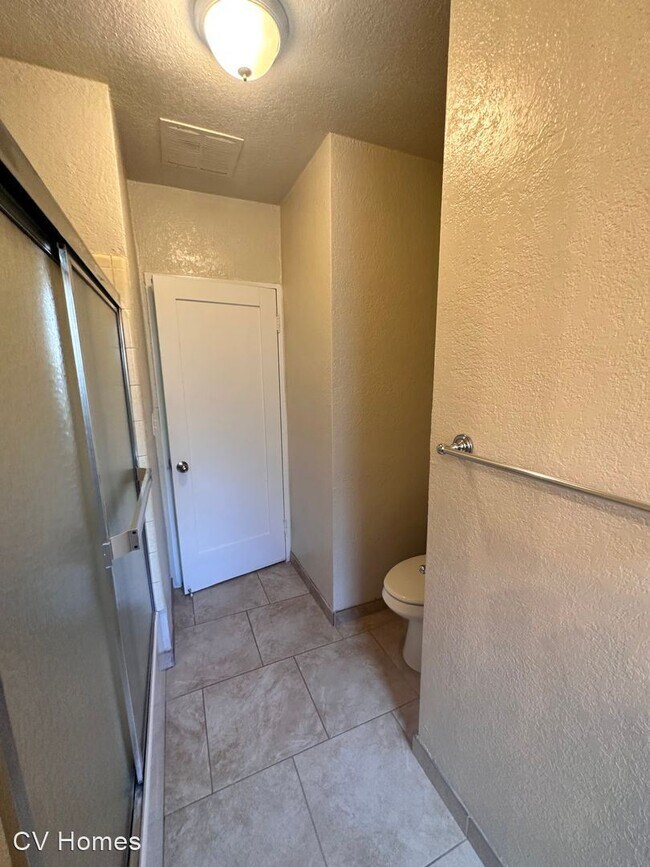 Foto del edificio - 2 br, 1 bath House - 670 E. Inyo Ave.