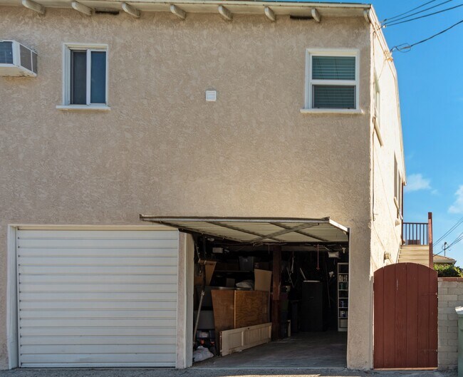 Individual Garage for car or storage - 241 N Cordova St