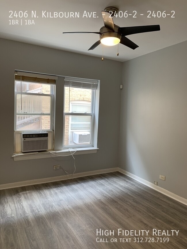 Building Photo - 2406 N Kilbourn Ave