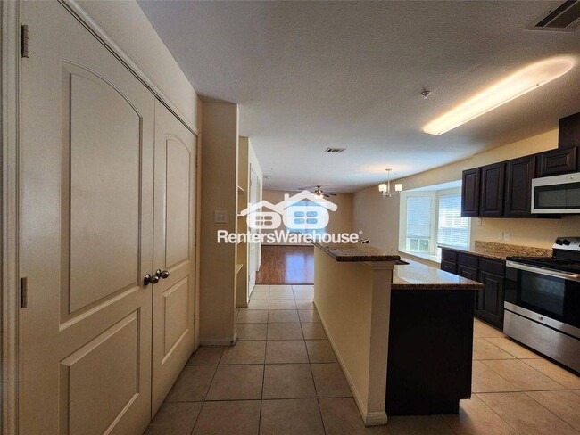 Building Photo - 1714 Doyle Ct