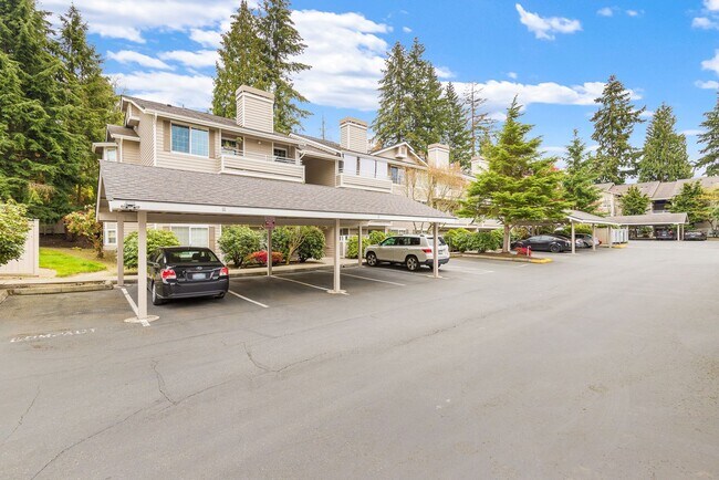 Foto del edificio - Woodinville 3 Bedroom 2 Bath with Detached Garage - Top Floor