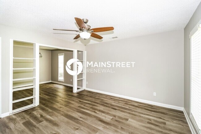 Foto del edificio - 3 Bedroom Pet-Friendly Home in Memphis, TN with Main Street Renewal