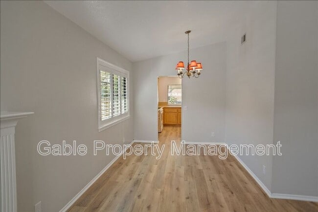 Building Photo - 27553 Saffron Ln