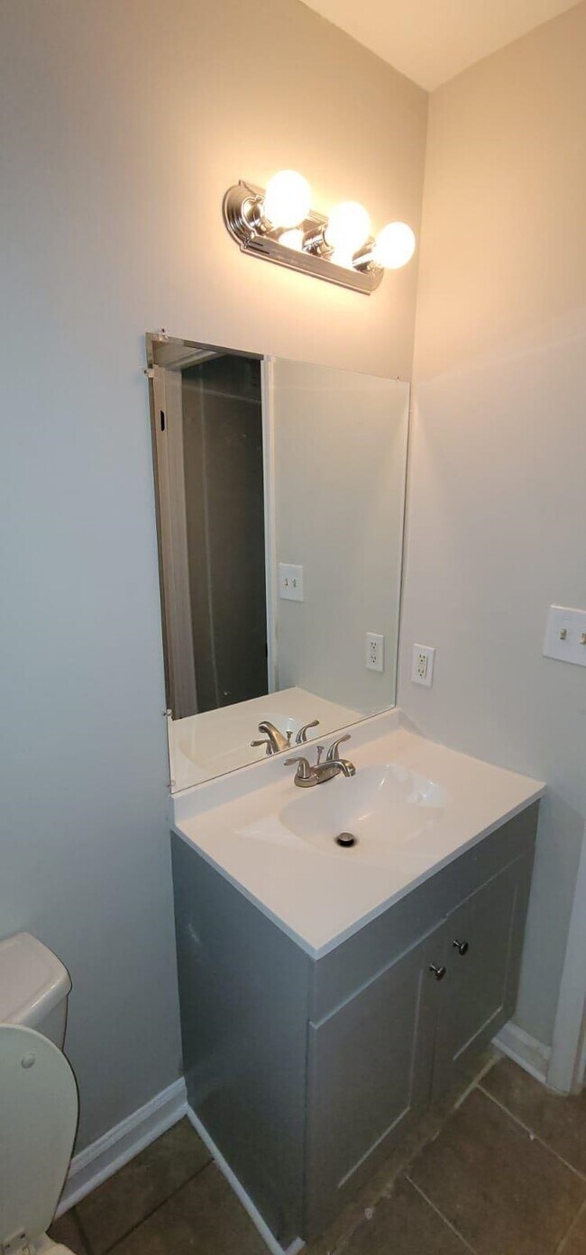 Foto del edificio - 2888 Parrott Ave NW
