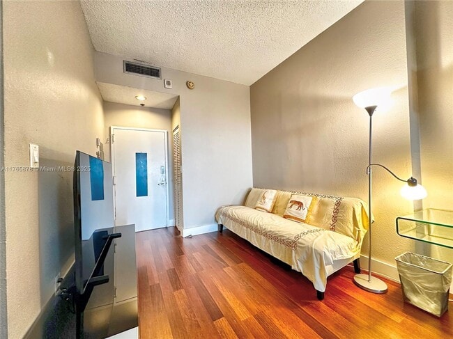 Foto del edificio - 2829 Indian Creek Dr