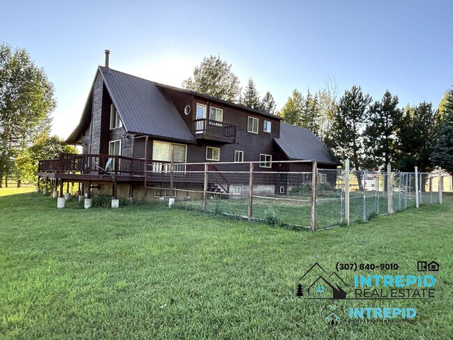 Foto del edificio - 116 Buckaroo Cir