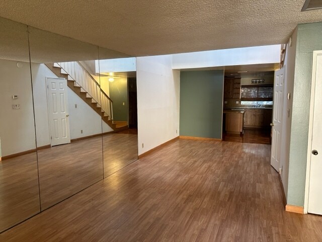 Building Photo - 7301 Lennox Ave