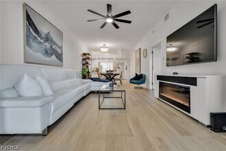 Building Photo - 6750 Beach Resort Dr