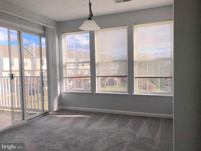 Building Photo - 6404 Weatherby Ct