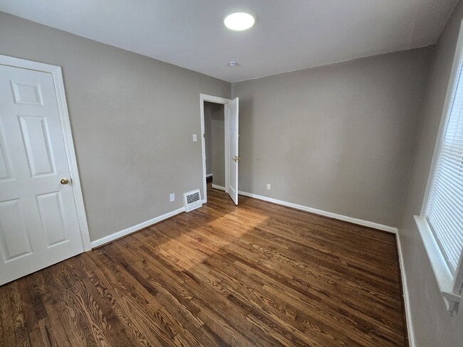Building Photo - Florissant 3-Bedroom Rental – Affordable &...