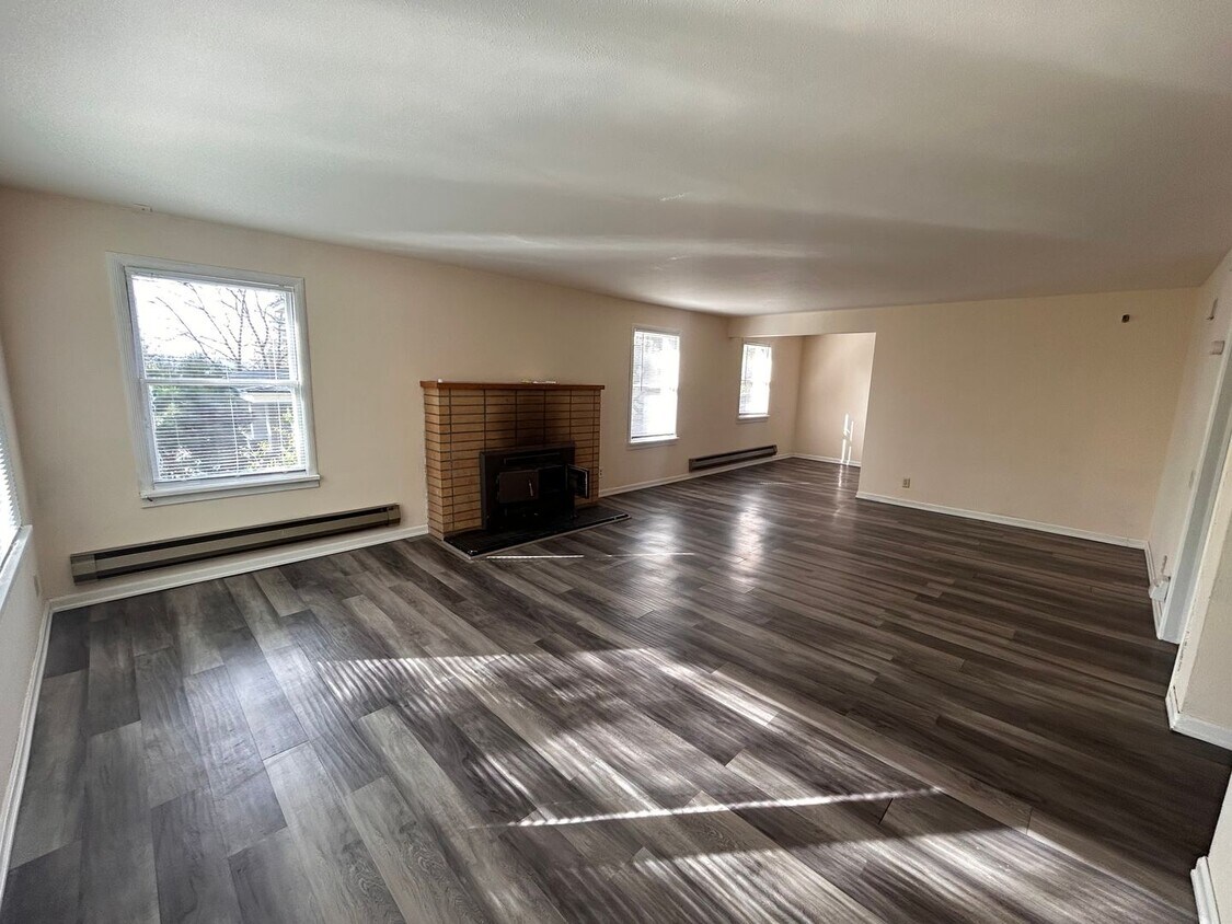 Foto principal - 750 W Cliff Dr