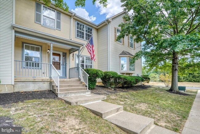 Building Photo - 137 Cromwell Dr
