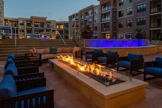 Building Photo - 44 Washington