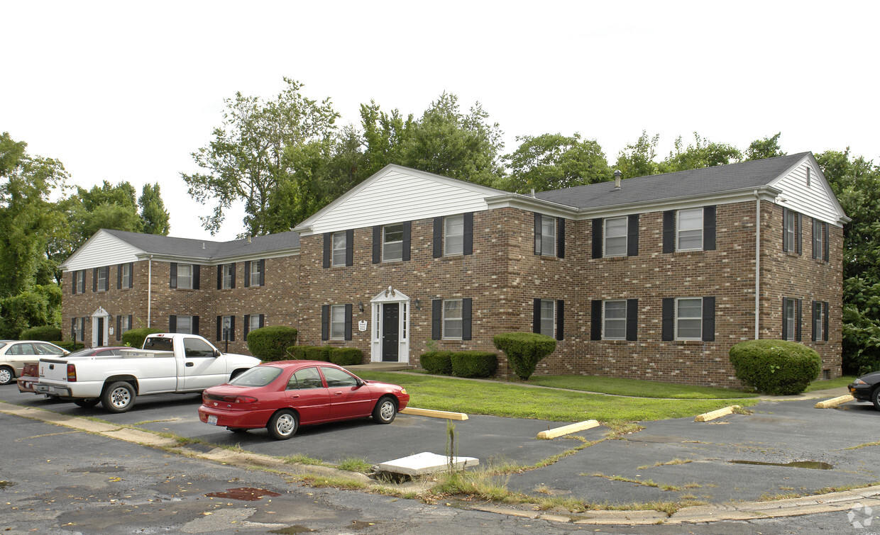Foto principal - 1-8 Regency Ct