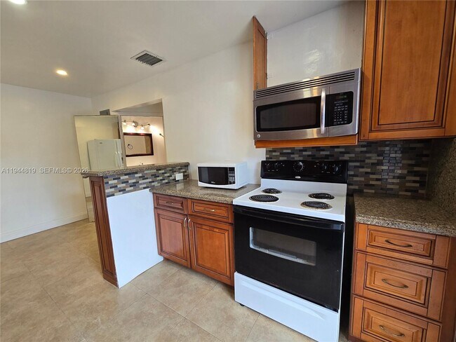 Foto del edificio - 2957 SW 36th Ct