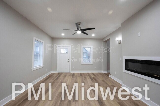 Foto del edificio - 20 Schiller St