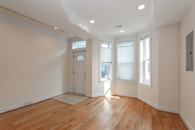Foto del edificio - 1228 Wylie St NE
