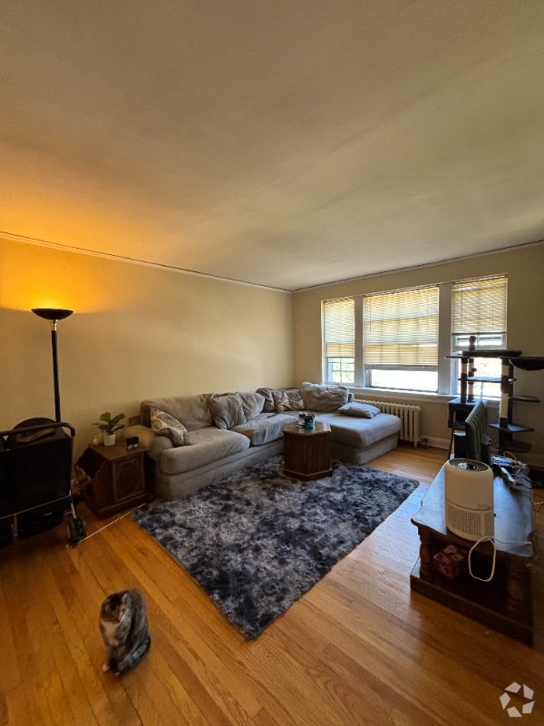 Building Photo - 1429 Martha Washington Dr