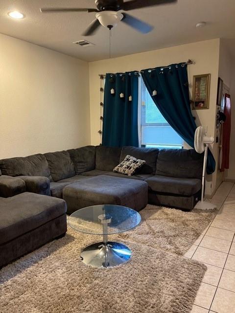 Foto del edificio - 8901 Parkfield Dr