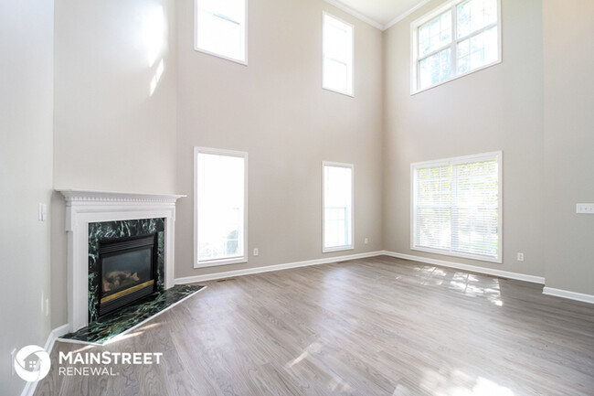 Building Photo - 135 Brooks Landing Dr
