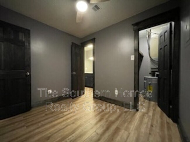 Foto del edificio - 1601 Wildwood Ave SE