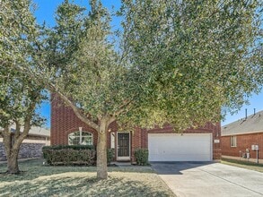 Building Photo - 9425 Castle Pines Dr