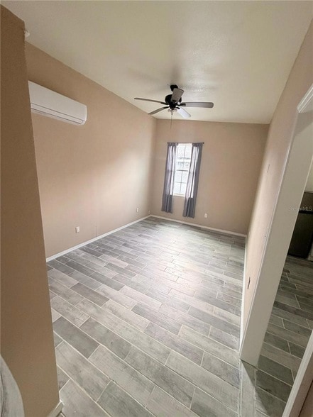 Building Photo - 3719 Meadowbreeze Dr